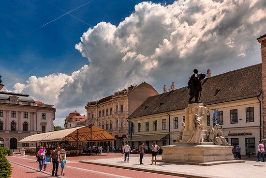 Klauzal Square